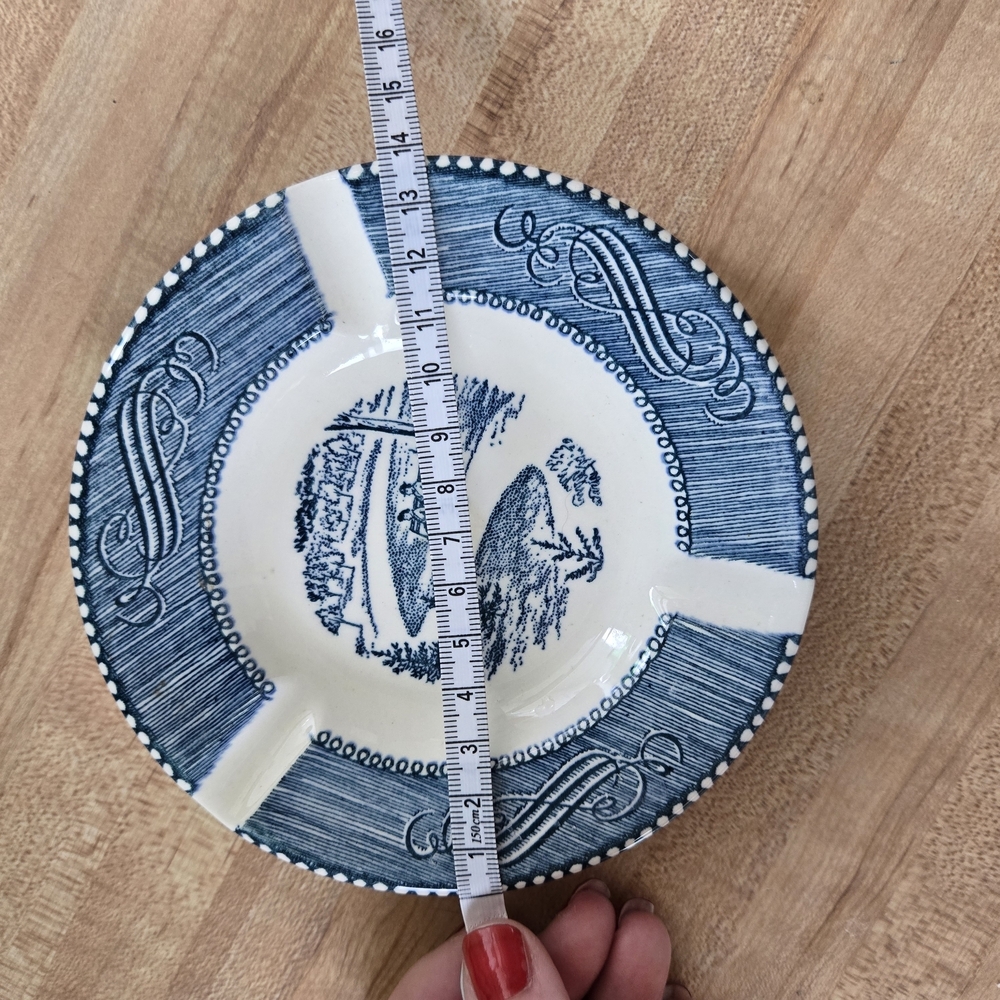 Blue and White Decorative Plate - Picture 5 of 5